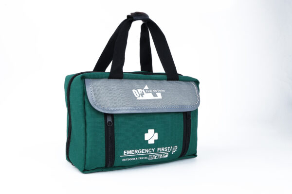 Portable First Aid Bag (2)