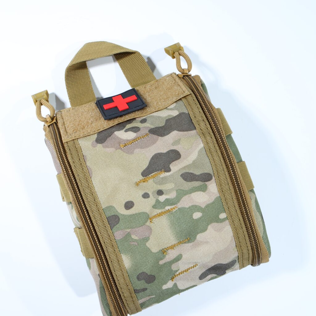 Secção ascendente do saco de primeiros socorros de nylon compacto (4)